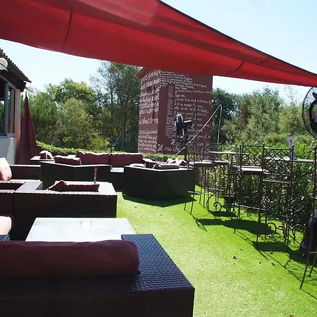 Kemping Camping Plateau Des Chasses 4*